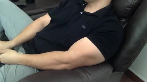 Snapshot of mrbree chatting on 10-30-25, 07:14 Mr Bree online show from 10-30-25, 07:14