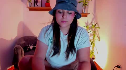 Laura online show from 03-07-25, 05:08
