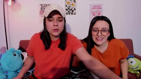 Laura online show from 04-29-26, 01:43