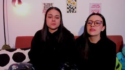 Laura online show from 06-02-26, 04:47