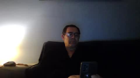 Snapshot of mrcaruso chatting on 02-18-25, 05:53 Mrcaruso online show from 02-18-25, 05:53