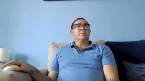 Snapshot of mrcaruso chatting on 10-19-25, 03:23 Mrcaruso online show from 10-19-25, 03:23