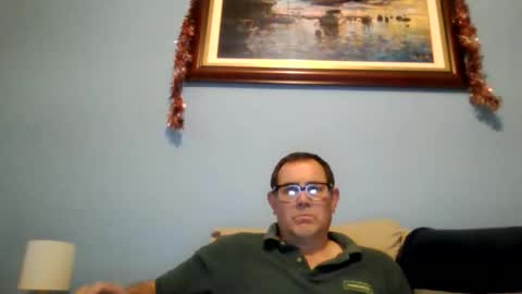 Snapshot of mrcaruso chatting on 12-14-25, 04:45 Mrcaruso online show from 12-14-25, 04:45