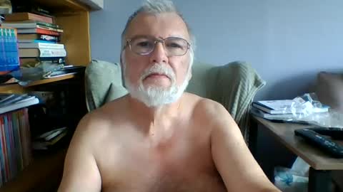 Snapshot of mrcloseup chatting on 05-31-26, 06:10 mrcloseup online show from 05-31-26, 06:10