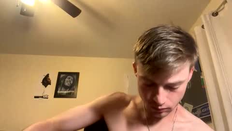 Snapshot of mrcoolguy68 chatting on 03-24-26, 12:10 mrcoolguy68 online show from 03-24-26, 12:10