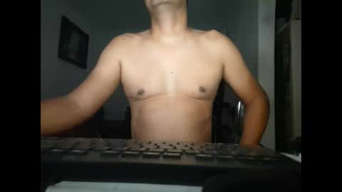 Snapshot of mrdongato01 chatting on 01-02-25, 09:54 Gato online show from 01-02-25, 09:54