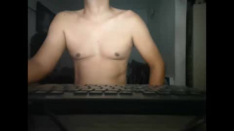 Snapshot of mrdongato01 chatting on 01-31-25, 11:03 Gato online show from 01-31-25, 11:03