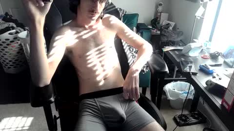 Snapshot of mrdrippy13 chatting on 03-07-25, 09:06 MrDrippy online show from 03-07-25, 09:06