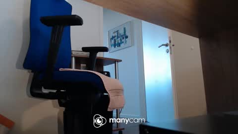 Snapshot of mrduplo1975 chatting on 02-21-25, 01:55 MrJohnsen1975 online show from 02-21-25, 01:55