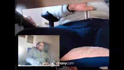 Snapshot of mrduplo1975 chatting on 03-15-26, 03:51 MrJohnsen1975 online show from 03-15-26, 03:51