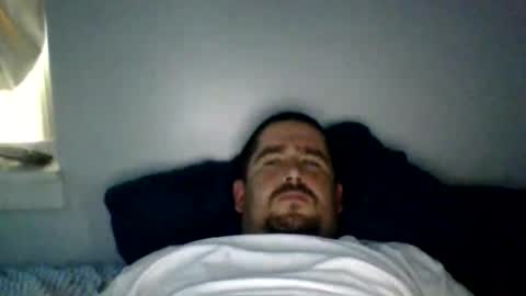 Snapshot of mrfux042792 chatting on 08-01-26, 10:08 Mrfux online show from 08-01-26, 10:08