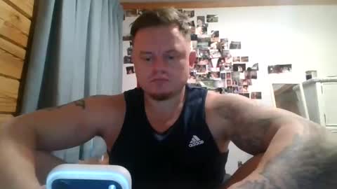 Snapshot of mrhandsome_1 chatting on 02-22-26, 05:55 mrhandsome_1 online show from 02-22-26, 05:55