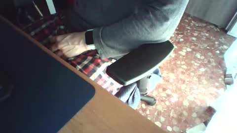 Snapshot of mrhotboy9906 chatting on 10-17-25, 08:28 mrhotboy9906 online show from 10-17-25, 08:28