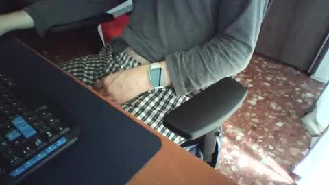 Snapshot of mrhotboy9906 chatting on 10-21-25, 09:54 mrhotboy9906 online show from 10-21-25, 09:54