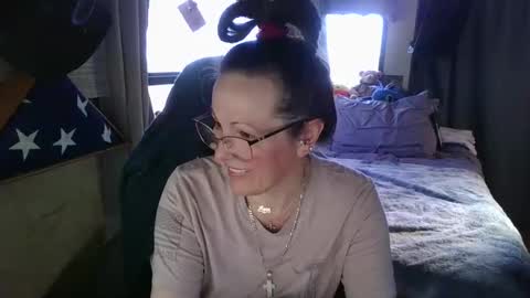 Snapshot of mrjshquinn chatting on 02-25-26, 10:19 mrjshquinn online show from 02-25-26, 10:19