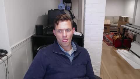 Snapshot of mrkenridge chatting on 10-17-25, 06:32 mrkenridge online show from 10-17-25, 06:32