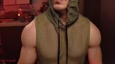 Snapshot of mrlelex chatting on 10-13-25, 04:18 Lelex first king of Laconia and your sex therapist but you can call me Chad Bob or Stuart online show from 10-13-25, 04:18