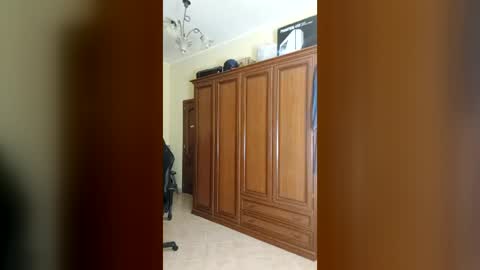 Antony online show from 06-25-26, 07:24