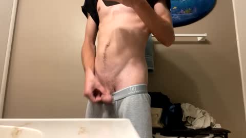 Snapshot of mrmeltyourheart chatting on 10-06-25, 10:45 James online show from 10-06-25, 10:45