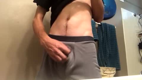 Snapshot of mrmeltyourheart chatting on 10-27-25, 11:31 James online show from 10-27-25, 11:31