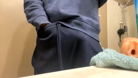 Snapshot of mrmeltyourheart chatting on 12-20-25, 03:35 James online show from 12-20-25, 03:35