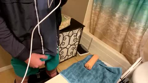 Snapshot of mrmeltyourheart chatting on 01-07-26, 08:28 James online show from 01-07-26, 08:28