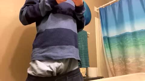 Snapshot of mrmeltyourheart chatting on 02-07-26, 02:59 James online show from 02-07-26, 02:59