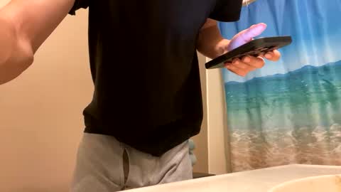 Snapshot of mrmeltyourheart chatting on 03-15-26, 05:13 James online show from 03-15-26, 05:13