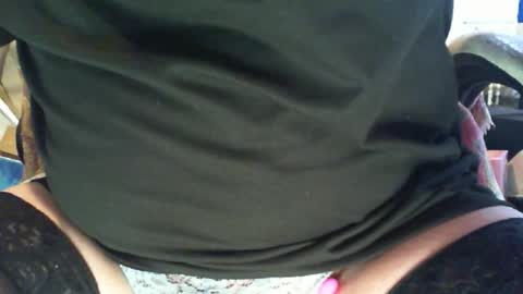 Snapshot of mrmojorisn chatting on 09-21-25, 11:06 mojo online show from 09-21-25, 11:06