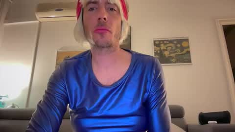 Snapshot of mrmooser42 chatting on 10-29-25, 07:04 TaleOfLaura online show from 10-29-25, 07:04