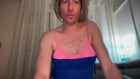 TaleOfLaura online show from 04-26-26, 12:19