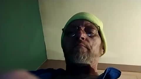 Mrnmrsfucks4u2 online show from 02-26-25, 08:59