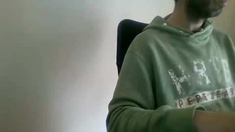 Snapshot of mrralph__90 chatting on 02-24-25, 09:43 Mrralph online show from 02-24-25, 09:43