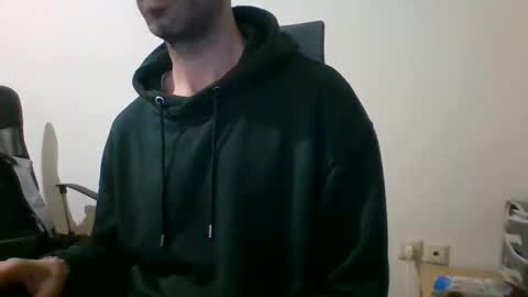 Snapshot of mrralph__90 chatting on 03-20-26, 12:26 Mrralph online show from 03-20-26, 12:26