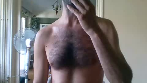 Snapshot of mrralph__90 chatting on 06-18-26, 09:36 Mrralph online show from 06-18-26, 09:36