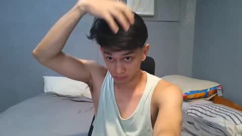 Snapshot of mrshawn95 chatting on 10-02-25, 06:31 shawn online show from 10-02-25, 06:31