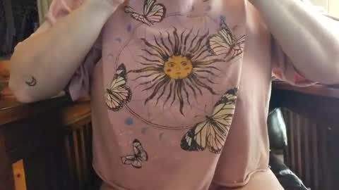 MrsLuna19 online show from 12-16-25, 04:34