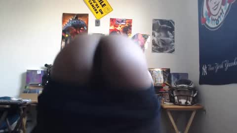 Snapshot of mrsoonicexrated chatting on 01-14-25, 08:04 mrsoonicexrated online show from 01-14-25, 08:04