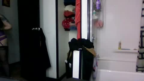 Mrstxoxo4594 online show from 07-20-26, 10:39