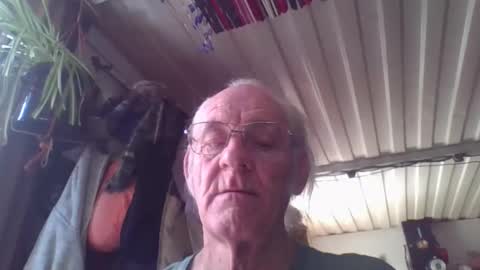 Chuck online show from 04-20-26, 07:26