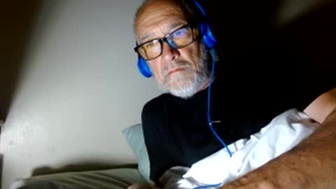 Snapshot of mrtease5 chatting on 05-09-26, 09:36 mrtease5 online show from 05-09-26, 09:36