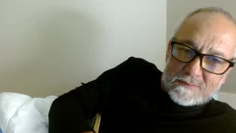 Snapshot of mrtease5 chatting on 05-21-26, 03:46 mrtease5 online show from 05-21-26, 03:46