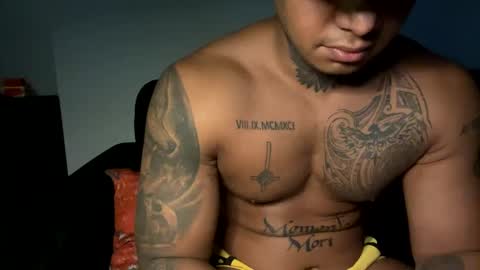 Snapshot of mrthickandfit chatting on 12-26-24, 10:05 Tatd and Fit online show from 12-26-24, 10:05