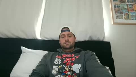 mrthickly818 online show from 03-17-26, 01:14