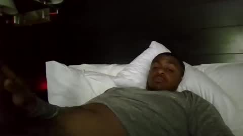 Snapshot of mrthicknlong6 chatting on 12-10-24, 06:01 mrthicknlong6 online show from 12-10-24, 06:01