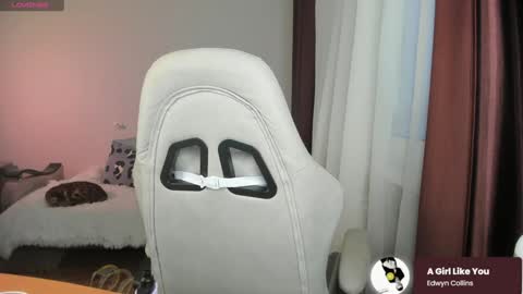 Snapshot of ms_allison chatting on 01-13-25, 01:17 Allison online show from 01-13-25, 01:17
