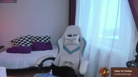 Snapshot of ms_allison chatting on 02-05-25, 12:06 Allison online show from 02-05-25, 12:06