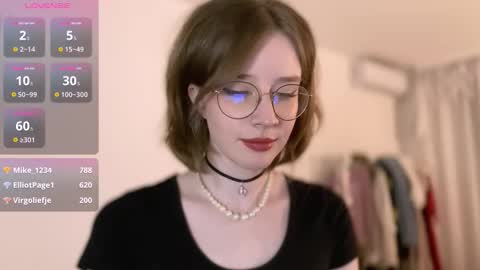 Snapshot of ms_christiana chatting on 01-11-26, 05:40 ms_christiana online show from 01-11-26, 05:40