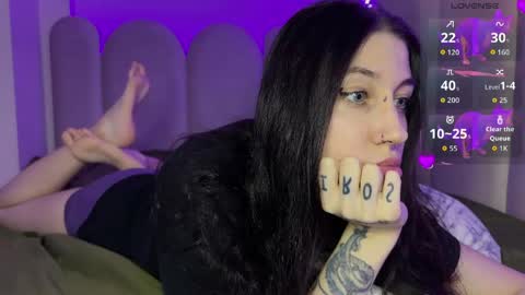 Dita online show from 04-30-26, 04:13