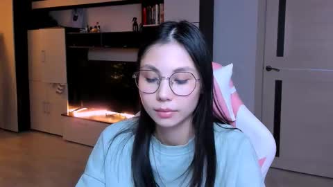 Snapshot of ms_emily_ chatting on 01-07-26, 04:31 ms_emily_ online show from 01-07-26, 04:31